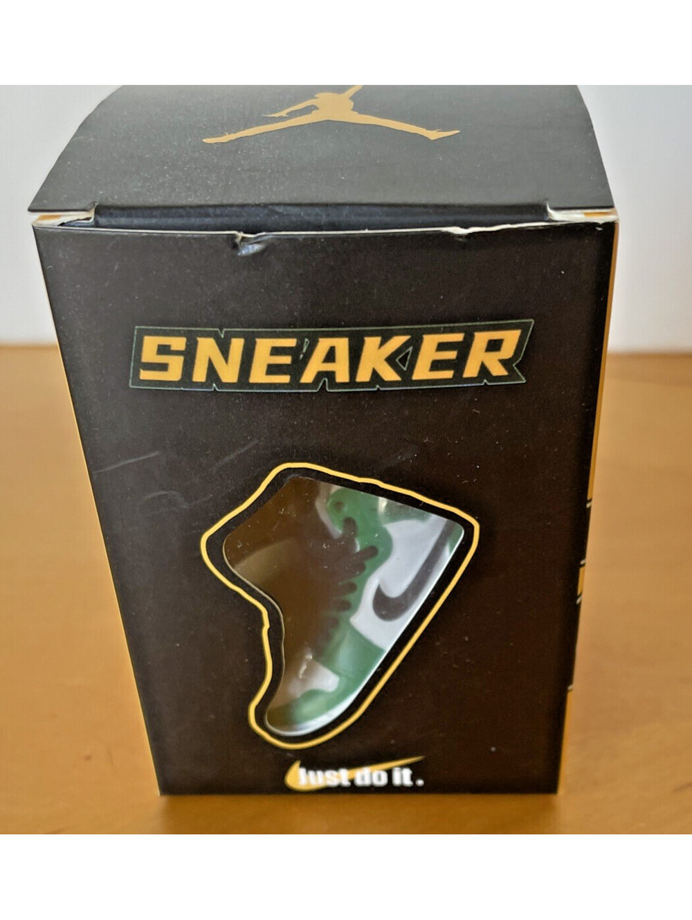 3D Sneaker Car Air Freshener Air Jordan 1 AJ1 Lucky Green Novelty Vent clip